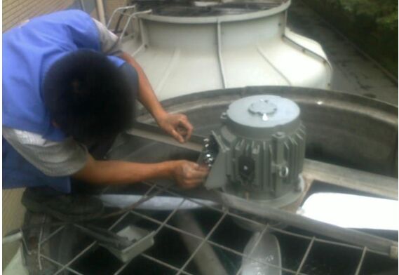 ��s���S��